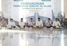 Gubernur Sultra Dorong Masjid Al-Alam Perkuat Pembinaan Umat