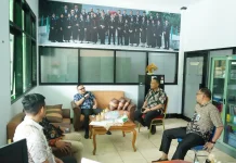 Kemenkum Sultra Bangun Komunikasi Hangat Melalui Diskusi Santai Bersama Jajaran