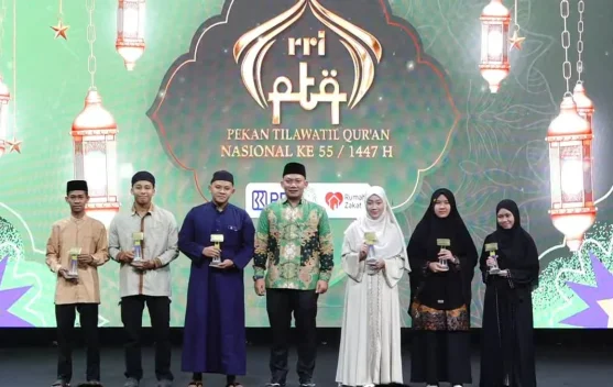 Juara Qurani di Panggung PTQ ke-55