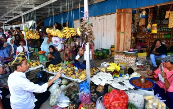 Pasar Sentral Laino jadi Contoh Penggerak Ekonomi Daerah - RRI.co.id