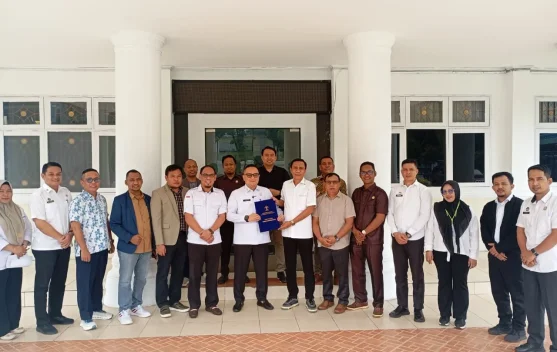 Kemenkum Sultra Harmonisasi Raperda Kabupaten Bombana