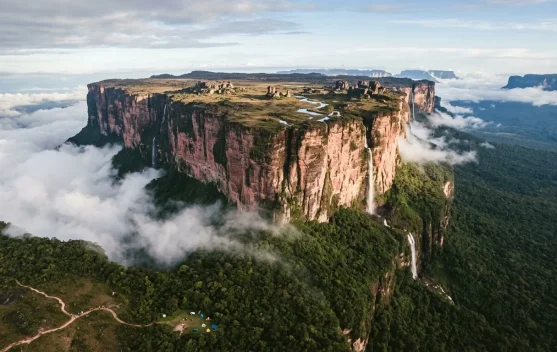 Gunung Roraima, Dataran Purba yang Menyimpan Keajaiban Alam Dunia