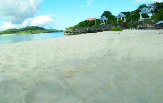 Pantai Tanjung Mutiara, Pesona Tersembunyi di Pulau Talaga Buton