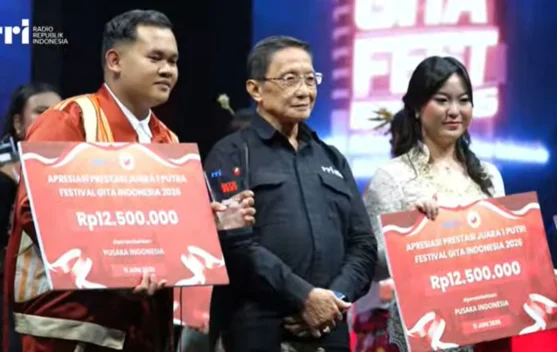Izat dan Joy Ellen Terbaik di Festival Gita Indonesia