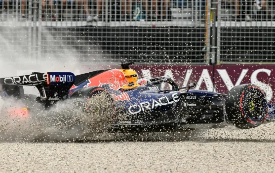 Verstappen Soroti Masalah Berulang Red Bull usai Crash di Sirkuit Silverstone