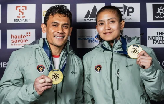 Veddriq dan Desak Antar Indonesia Raih Dua Emas di World Climbing Chamonix
