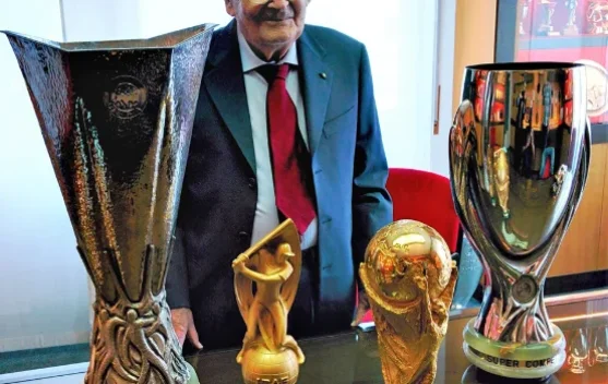 Perancang Trofi Piala Dunia yang Jarang Dikenal Publik