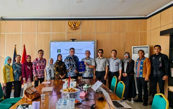 Kemenkum Sultra Harmonisasi Raperbup Penetapan Tarif Retribusi Kolam Renang
