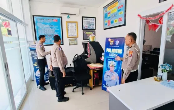 Wadir Lantas Polda Sultra Tinjau Pelayanan SIM, Dorong Layanan Humanis