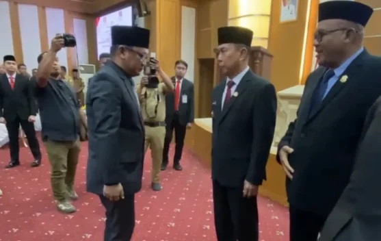 Gubernur Sultra Lantik 10 Pejabat Pimpinan Tinggi Pratama