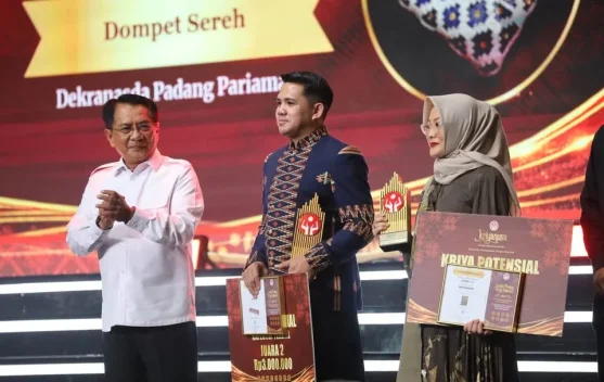 Fashion Show Kriyanusa 2026 Tampilkan Tenun Sultra, Dua Penghargaan Diraih