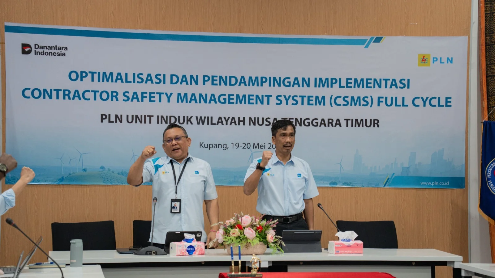 PLN Pastikan 2 Pekerja di NTT Kembali ke Keluarga dalam Kondisi Selamat Usai Tugas di Lapangan