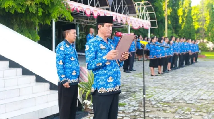 Sekda Sumba Timur Pimpin Apel Kesadaran ASN
