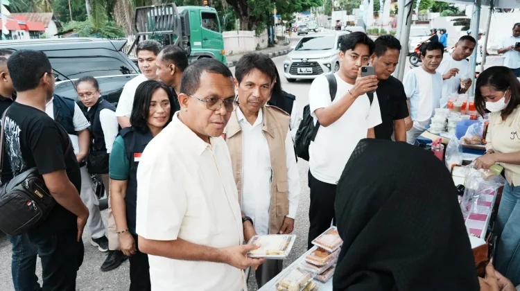 Gubernur NTT dan BPOM Kupang Tinjau Kuliner Takjil