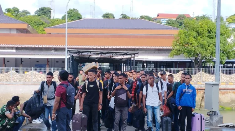 Ribuan Casis TNI AD Antusias Berangkat ke Bali