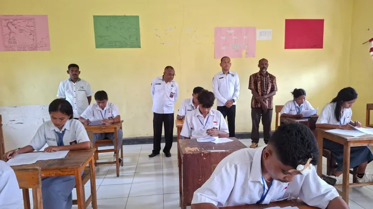Kemenag Monitor UTS SMTK Rote Ndao