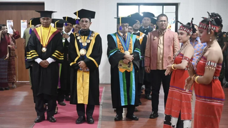 Bupati Kupang: Sumbangsih Lulusan Baru Bagi Pembangunan Daerah