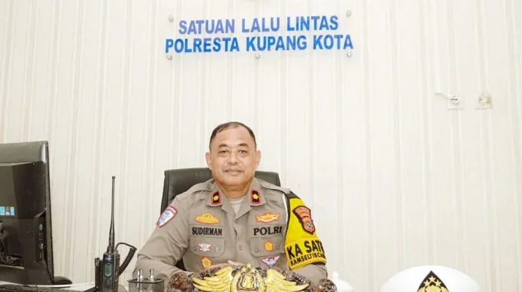 Fenomena War Takjil Arus Lalu Lintas Alami Peningkatan