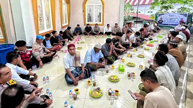 Suasana Kekeluargaan Warnai Buka Puasa Bersama Polres Rote Ndao