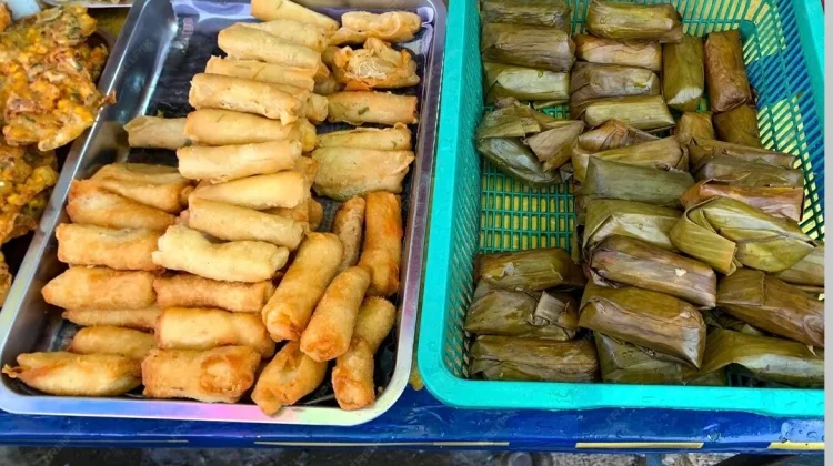 Ramadan Hidupkan Pasar Takjil Mokdale Ba’a