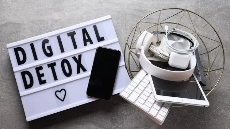 Digital Detox Jaga Kesehatan Mental Gen-Z saat Ramadan