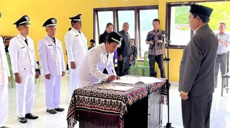 Camat Lobalain Tekankan Amanah Jabatan Pj Kepala Desa