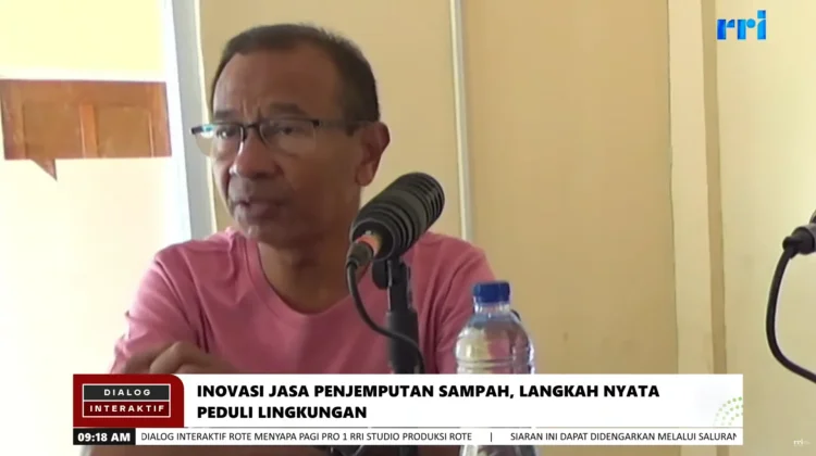 DLH Kabupaten Rote Ndao Kembangkan Jasa Jemput Sampah