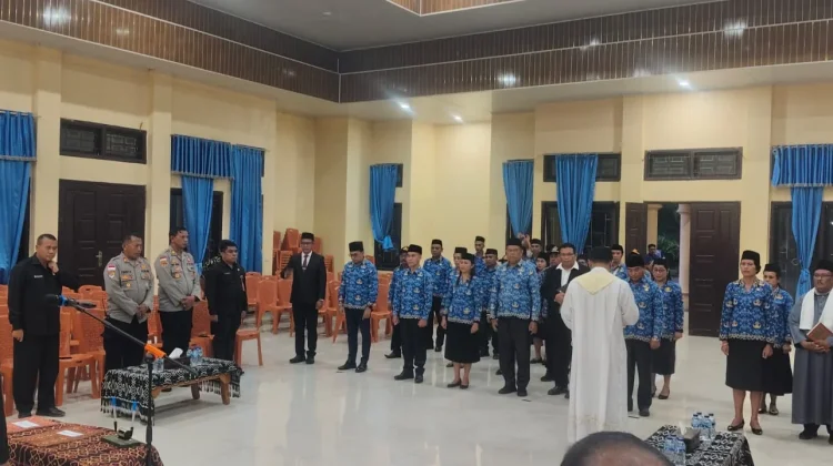 Bupati Rote Ndao Lantik 32 Pejabat Baru