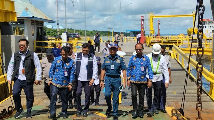 Pelayaran Feri Kupang–Naikliu Kembali Dibuka, Dukung Konektivitas Amfoang