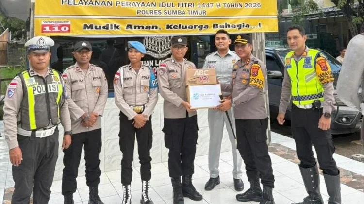 Kapolres Sumba Timur Beri Dukungan Moril Personel Pos Pengamanan