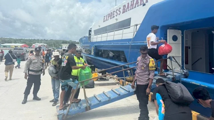 Aktifitas Pelabuhan Meningkat, Polsek Lobalain Pastikan Kemanan Pelabuhan Baa