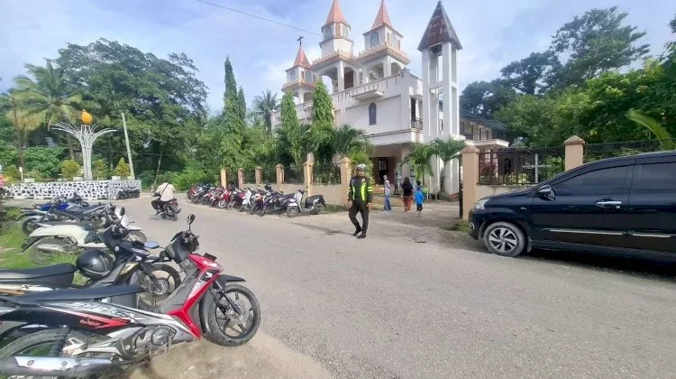 Lalu Lintas Ramai, Polisi Cegah Kecelakaan