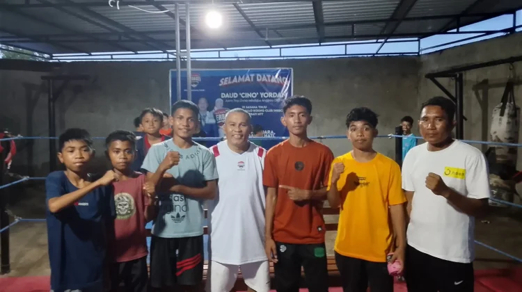 Sparing Tinju Antarsasana di Kupang Tingkatkan Jam Terbang dan Mental Atlet