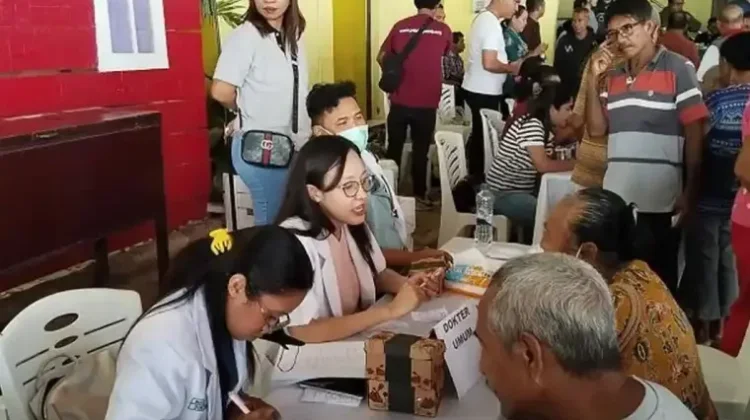 Panitia Paskah Pemuda Kristen Kupang  Pengobatan Kesehatan Gratis