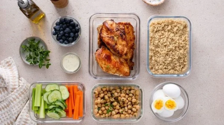 Tips Diet sehat: Mengatur Porsi Makan dan Defisit Kalori