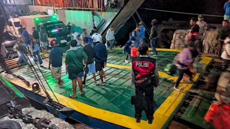Aktivitas Pelabuhan Dijaga, Penumpang Tiba dengan Aman
