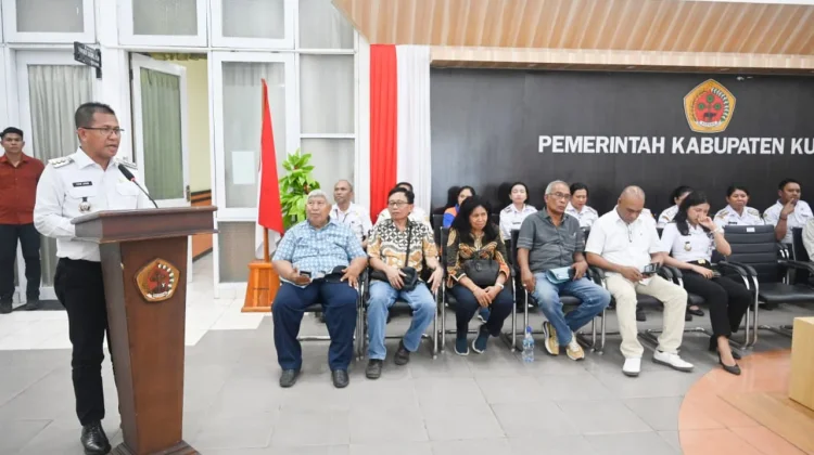 Bupati Kupang Lepas 250 Mahasiswa KKN Undana ke 24 Kecamatan