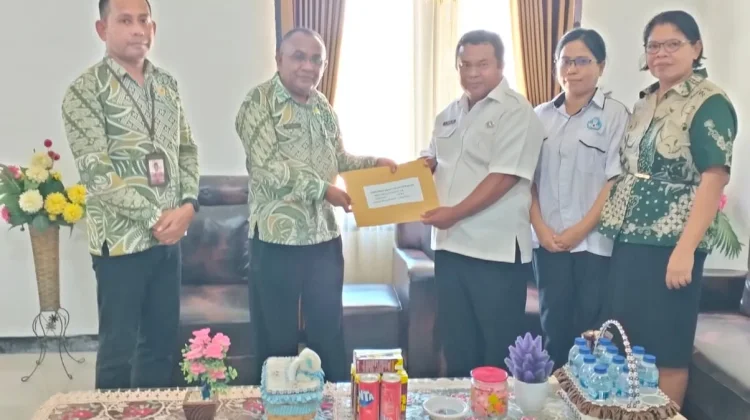 Kemenag Rote Ndao Terima Soal Ujian Pendidikan Agama Kristen SMP