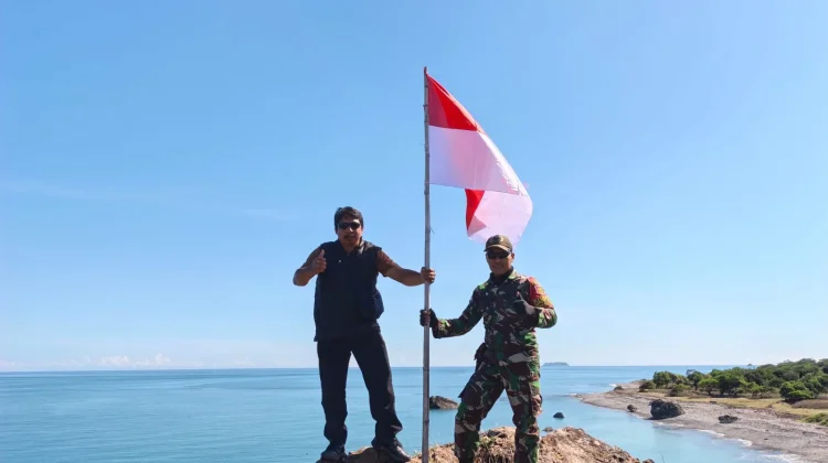 Pengibaran Merah Putih di Oepoli Tegaskan Kedaulatan NKRI di Perbatasan