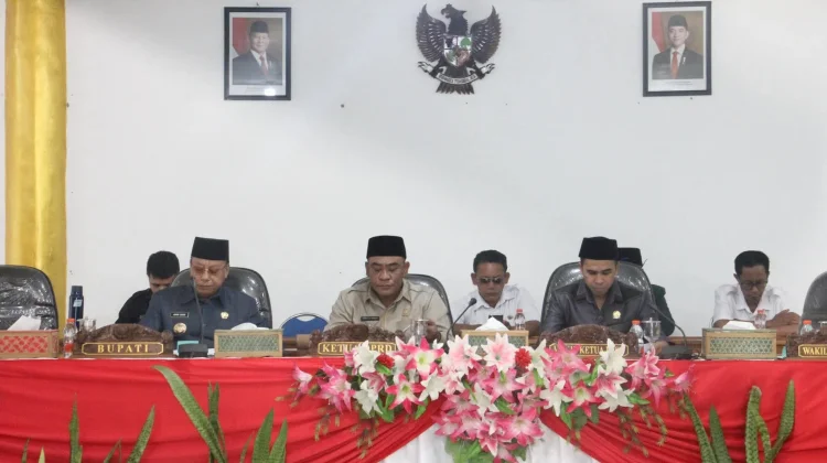 Bupati Sumba Barat Hadiri Paripurna, Pansus Soroti DPRD