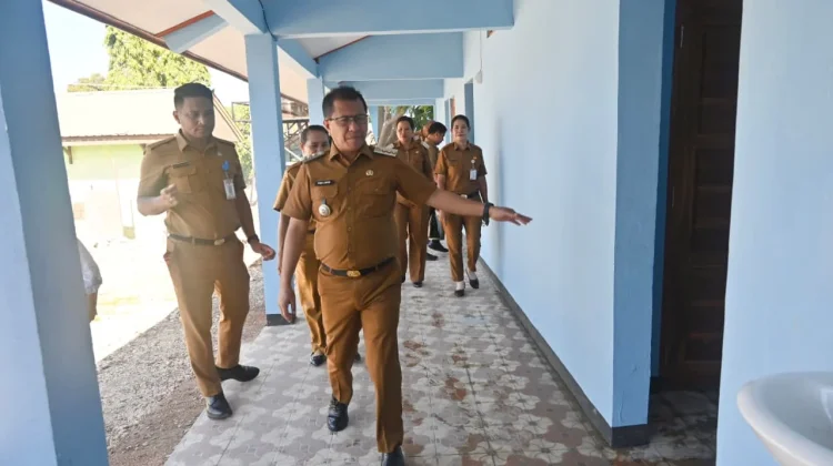 Bupati Kupang Tinjau TKA dan Hasil Revitalisasi Sekolah