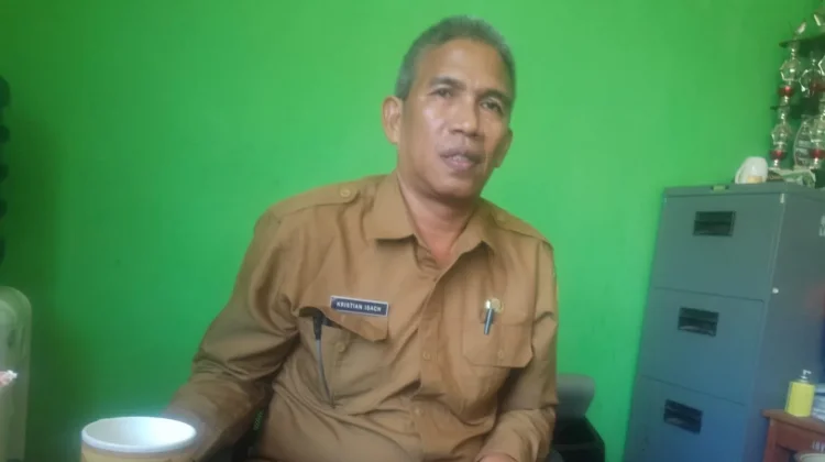 SMK Negeri 1 Lobalain Bantah Dugaan Pungli Foto
