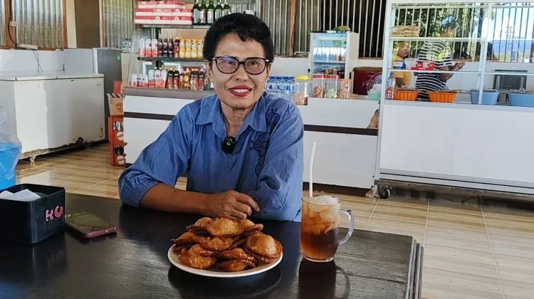 Modal 10 Ribu, Mety Fanggidae Merintis Usaha Pondok Cucur Gerhana Oesao