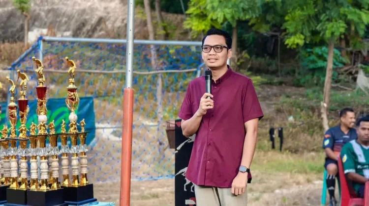 Wabup Sumba Timur Buka Turnamen Futsal GKS Palindi 2026