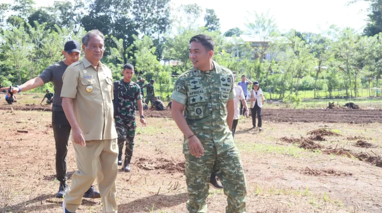 Wabup Sumba Tengah Tinjau Markas Batalyon Toda Tebi