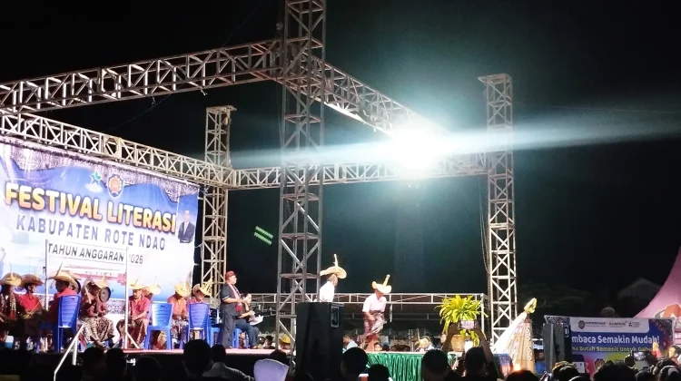 Festival Literasi dan Lomba Bertutur Cerita Rakyat Semarakkan HUT Rote Ndao