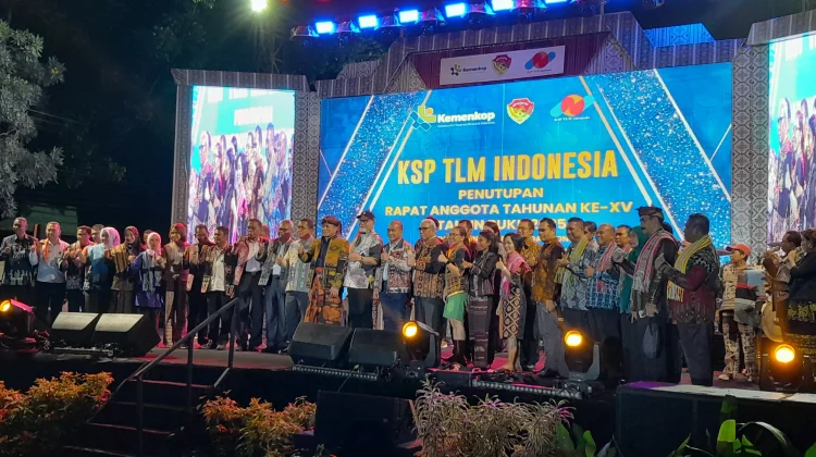 Menteri Koperasi Tutup RAT KSP TLM Indonesia di Kupang, Dorong Ekonomi Rakyat