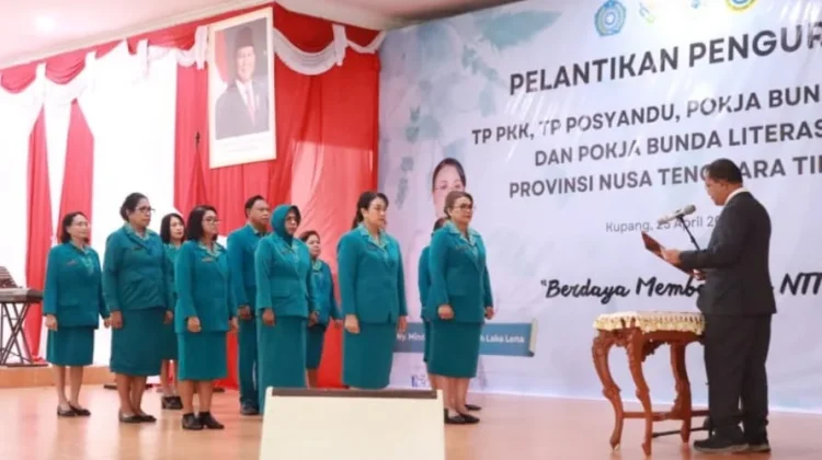 Gubernur NTT Lantik Pengurus PKK  Bunda Literasi PAUD