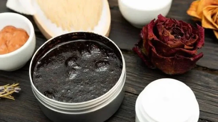 Manfaat Masker Kopi dan Minyak Zaitun: Kulit Mulus Cerah