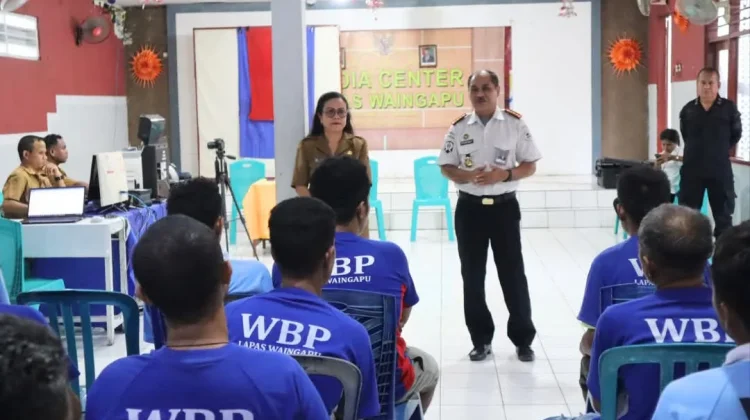 Lapas Waingapu dan Disdukcapil Layani Administrasi Kependudukan Warga Binaan